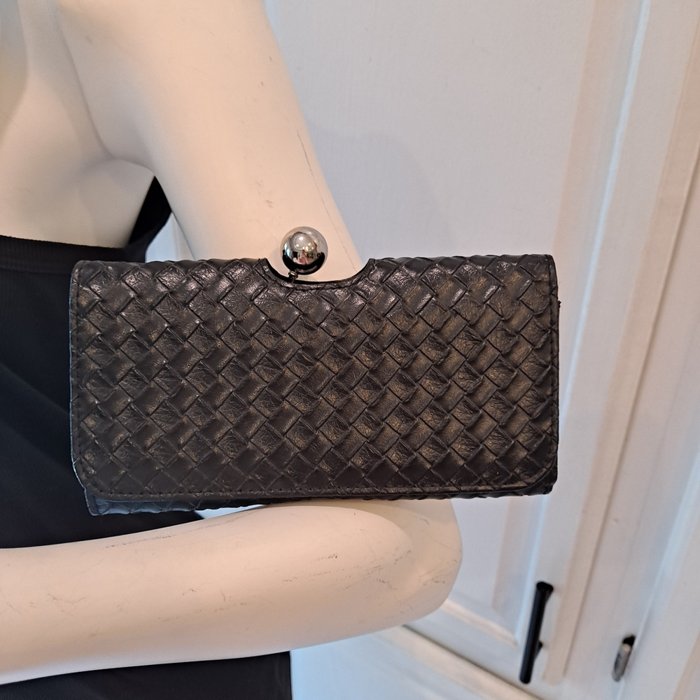 Braciano Black Leather Woven Wallet Clutch